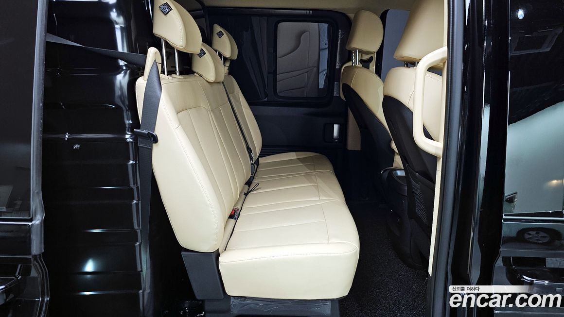 Hyundai Staria 2024