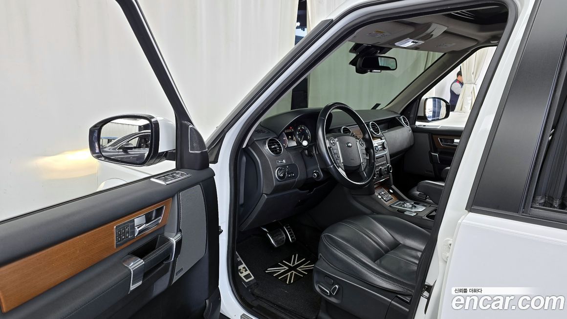 Land Rover Discovery 2016