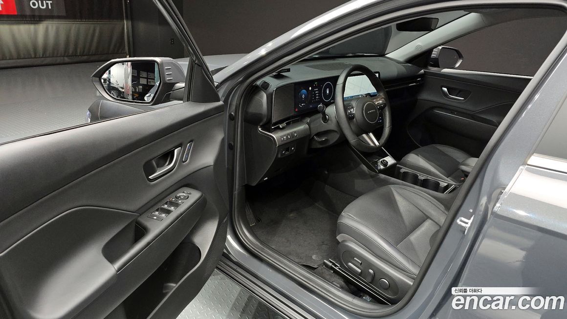 Hyundai Kona 2025