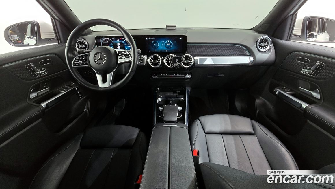 Mercedes-Benz GLB-Class 2020