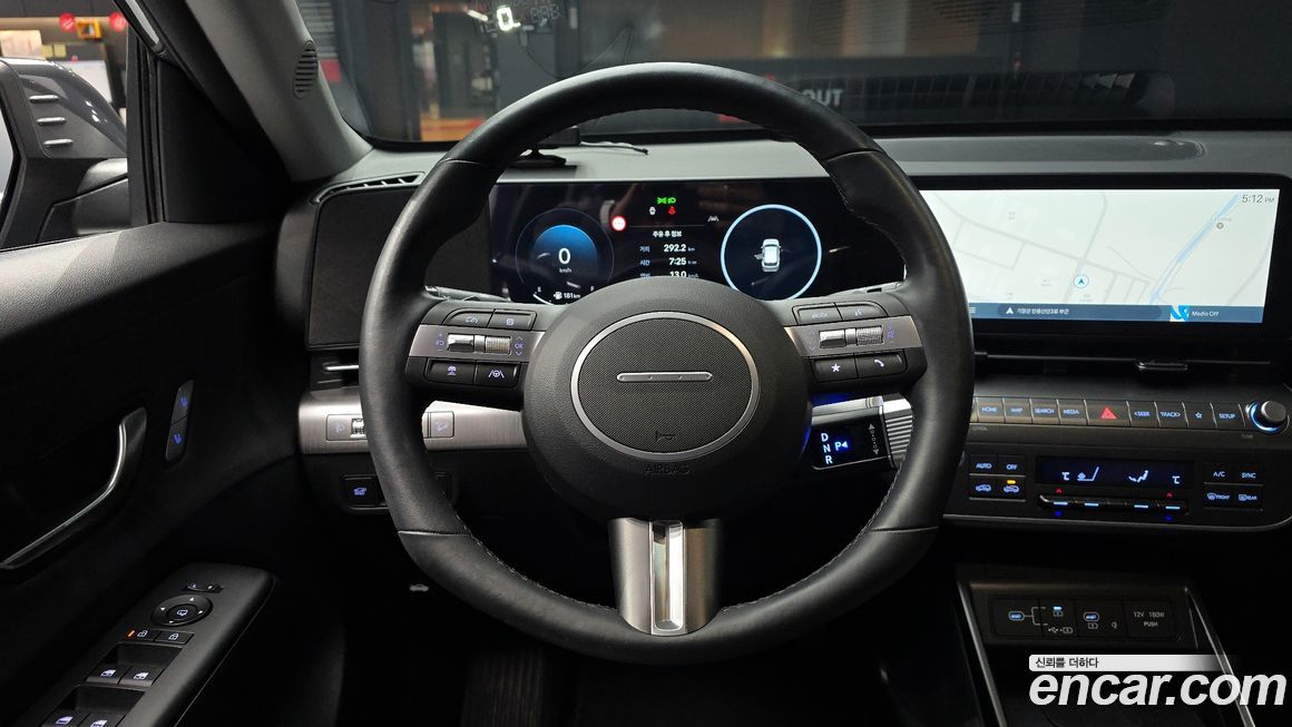 Hyundai Kona 2025