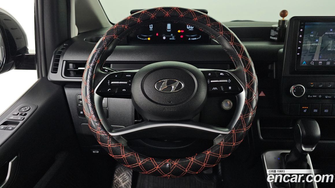 Hyundai Staria 2024