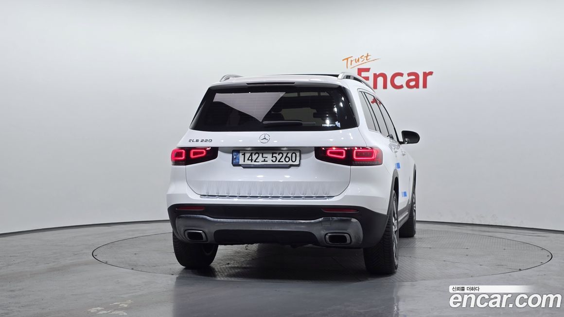 Mercedes-Benz GLB-Class 2020