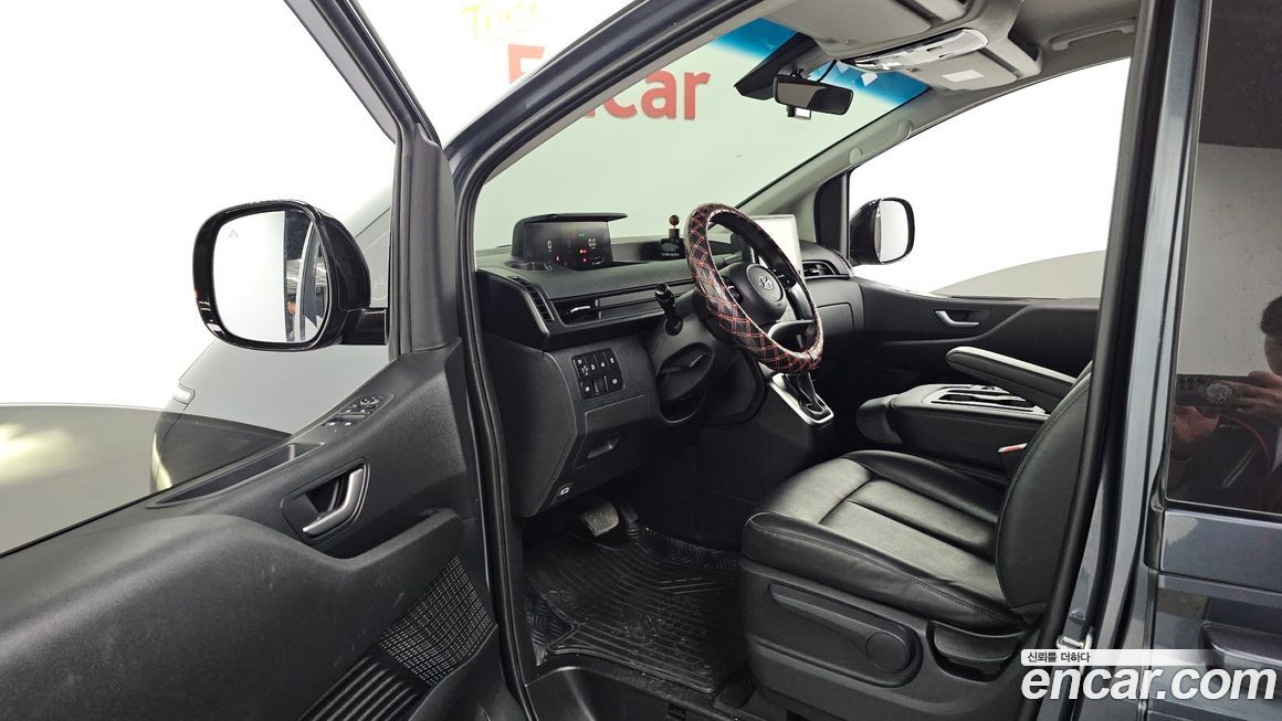 Hyundai Staria 2024