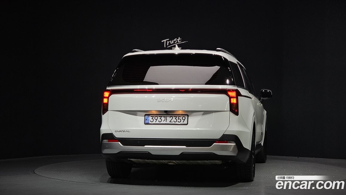 Kia Canival 2024
