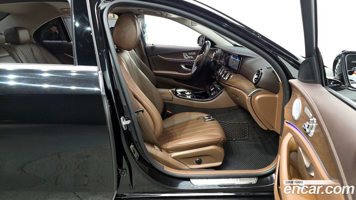 Mercedes-Benz E-Class 2020