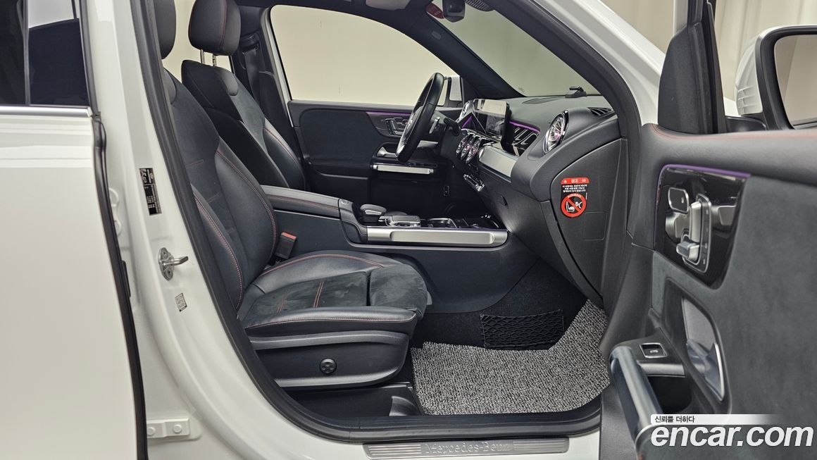 Mercedes-Benz GLB-Class 2020