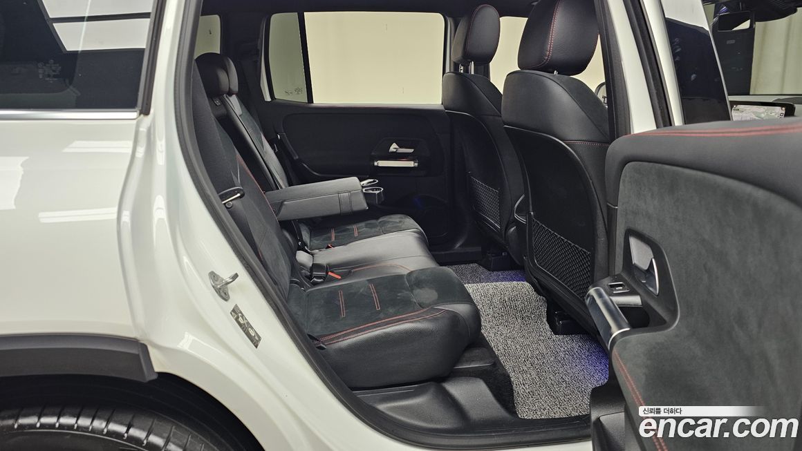 Mercedes-Benz GLB-Class 2020