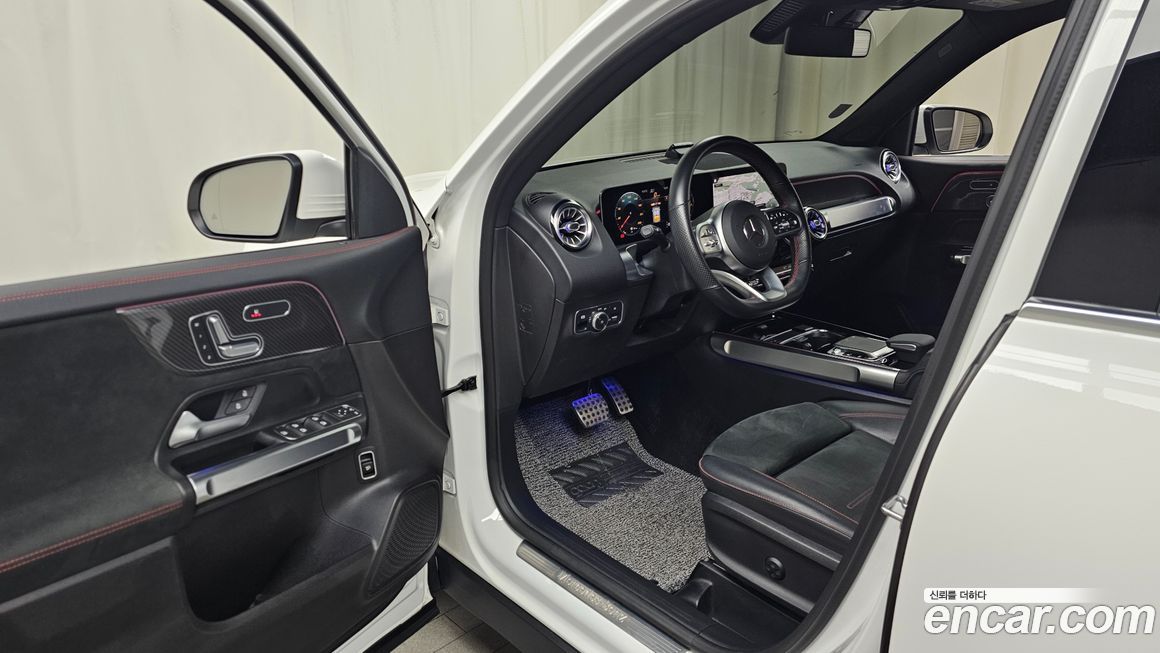 Mercedes-Benz GLB-Class 2020