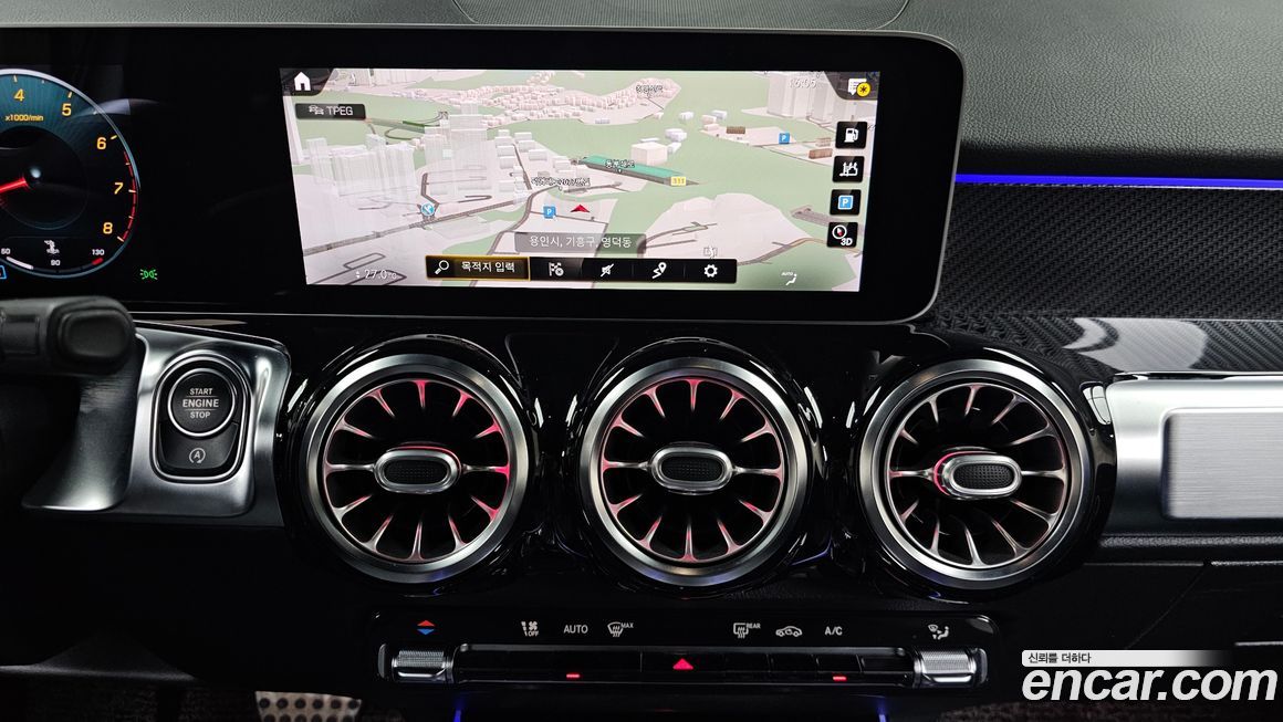 Mercedes-Benz GLB-Class 2020