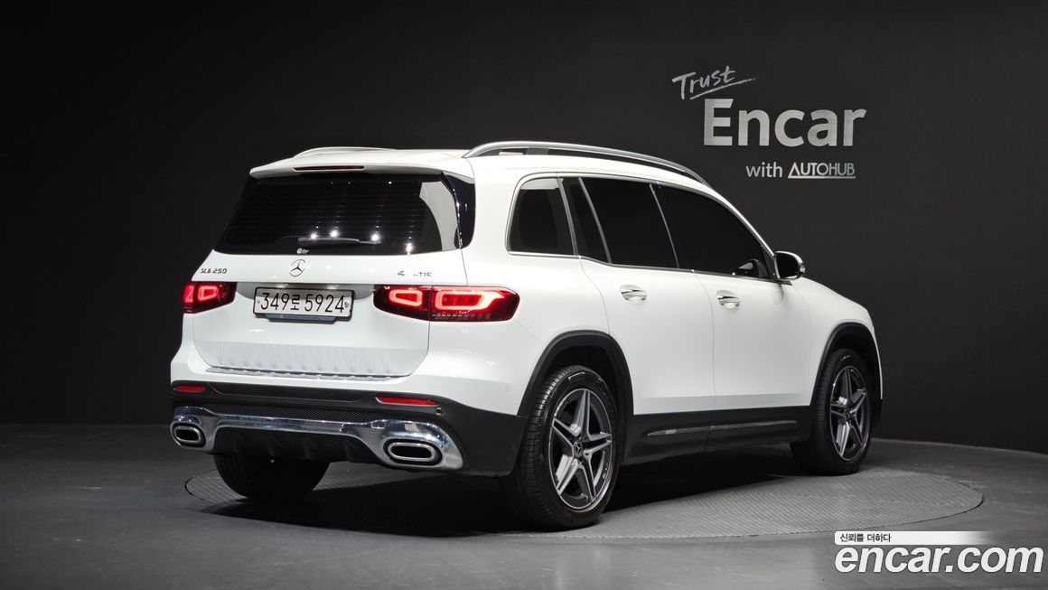 Mercedes-Benz GLB-Class 2020