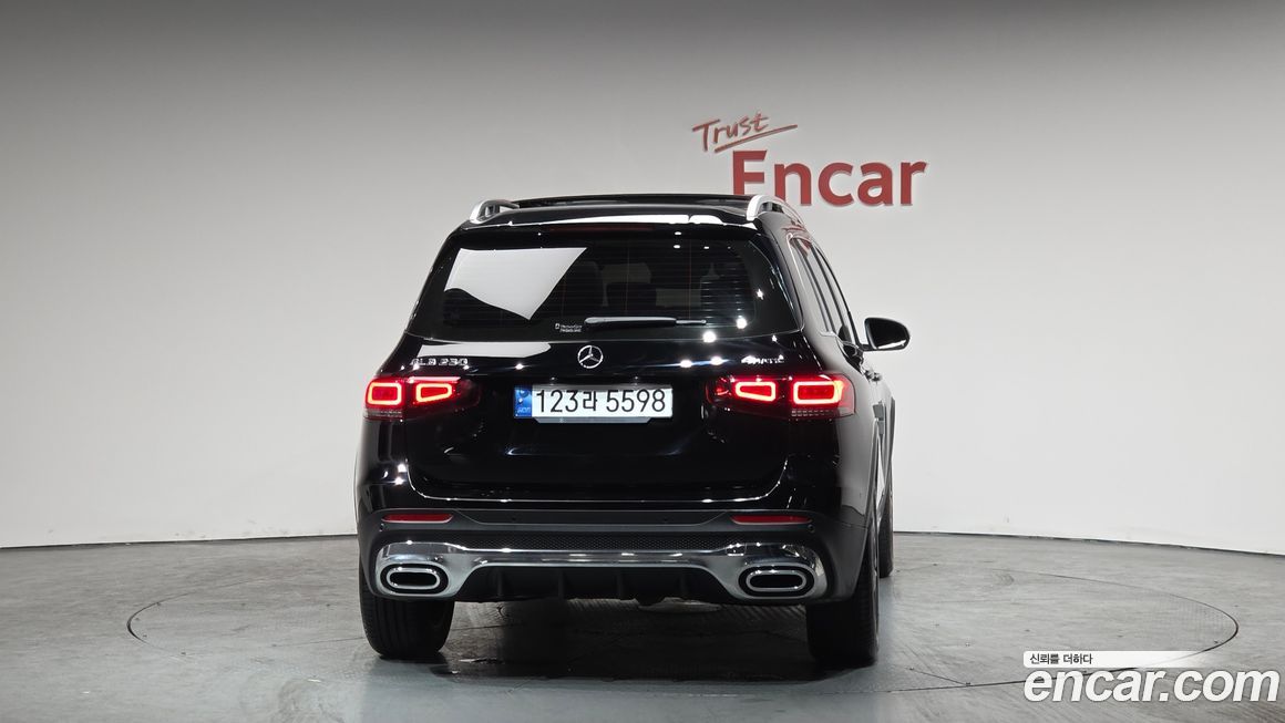 Mercedes-Benz GLB-Class 2022