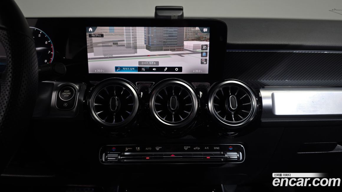 Mercedes-Benz GLB-Class 2022