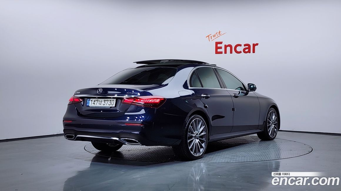 Mercedes-Benz E-Class 2021