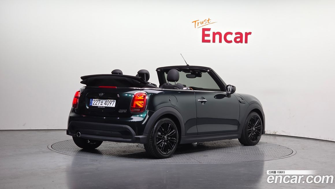 Mini Cooper Convertible 2024