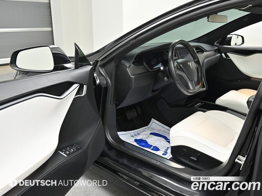 Tesla Model S 2018
