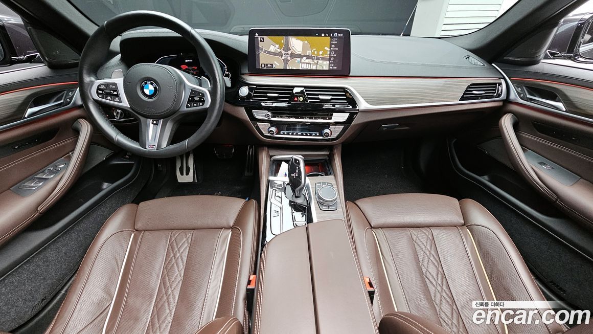 BMW 5-Series 2021