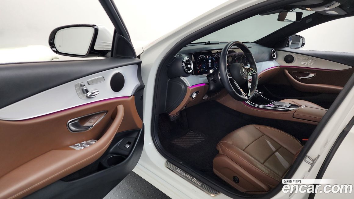 Mercedes-Benz E-Class 2021