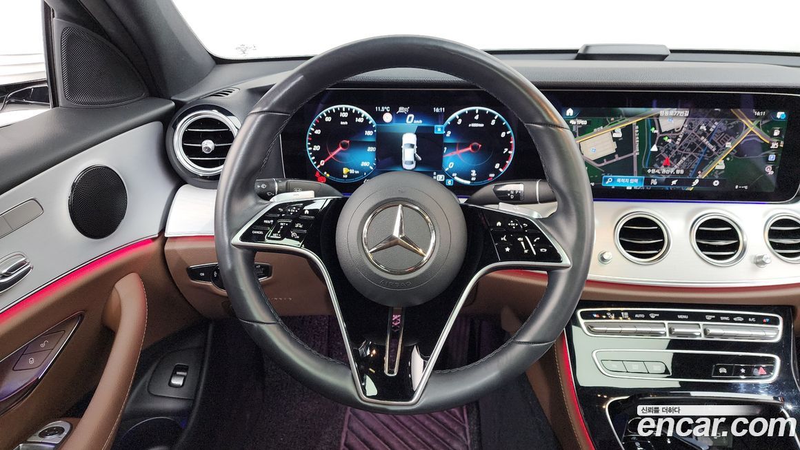 Mercedes-Benz E-Class 2021