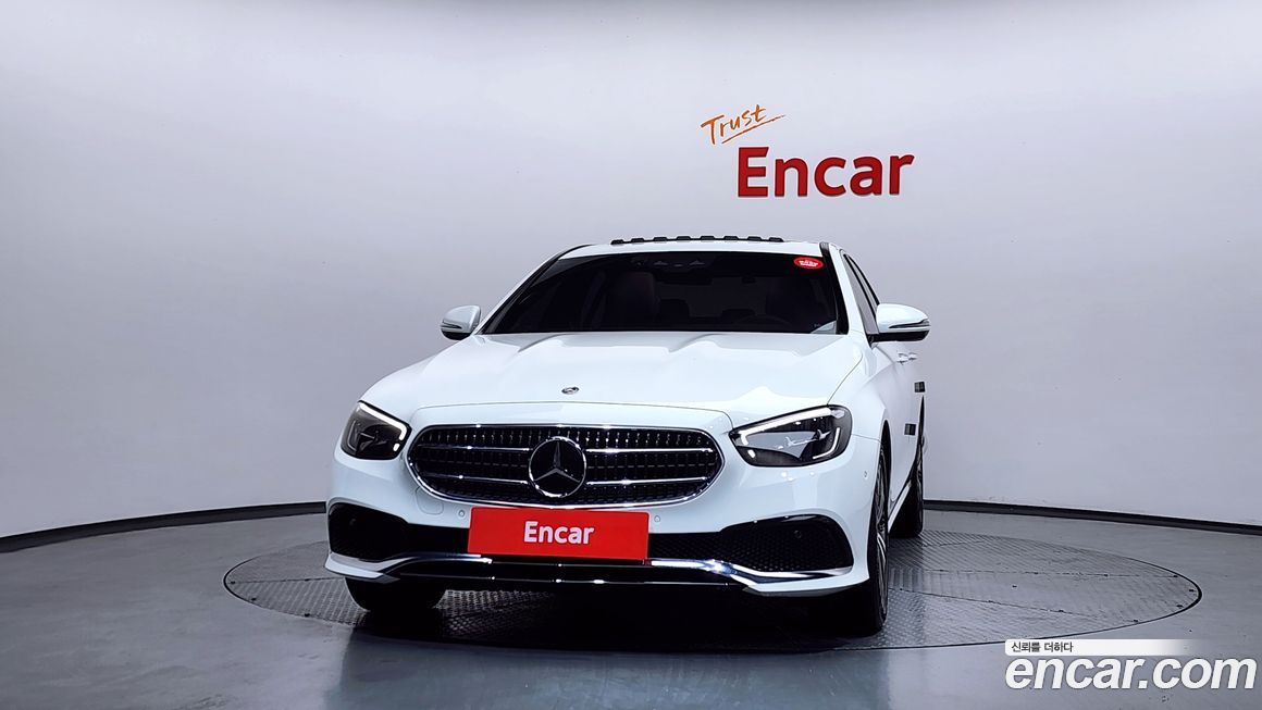 Mercedes-Benz E-Class 2021