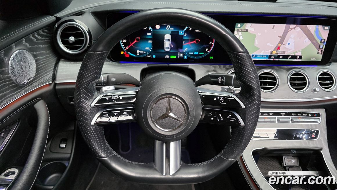 Mercedes-Benz E-Class 2021