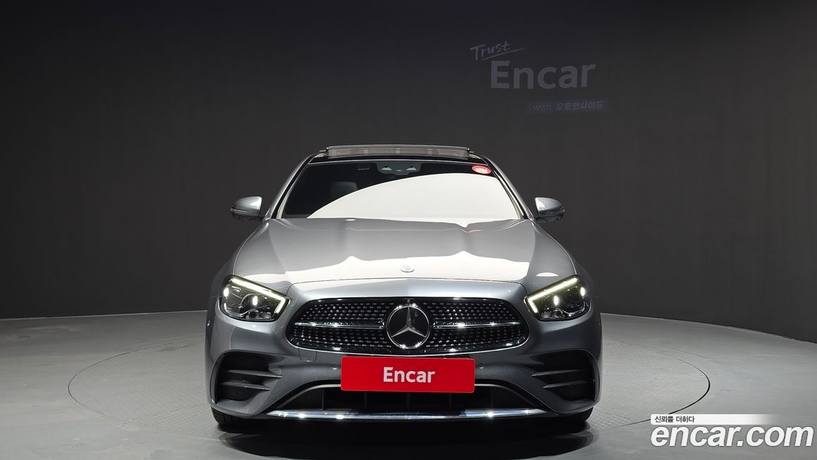 Mercedes-Benz E-Class 2021