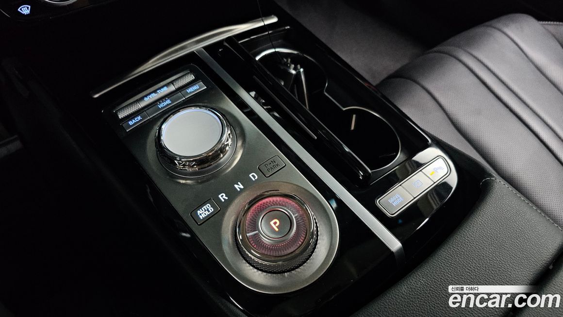 Genesis G80 2023