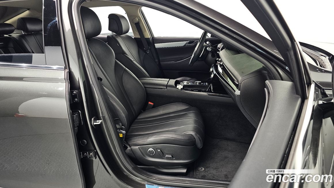 Genesis G80 2023