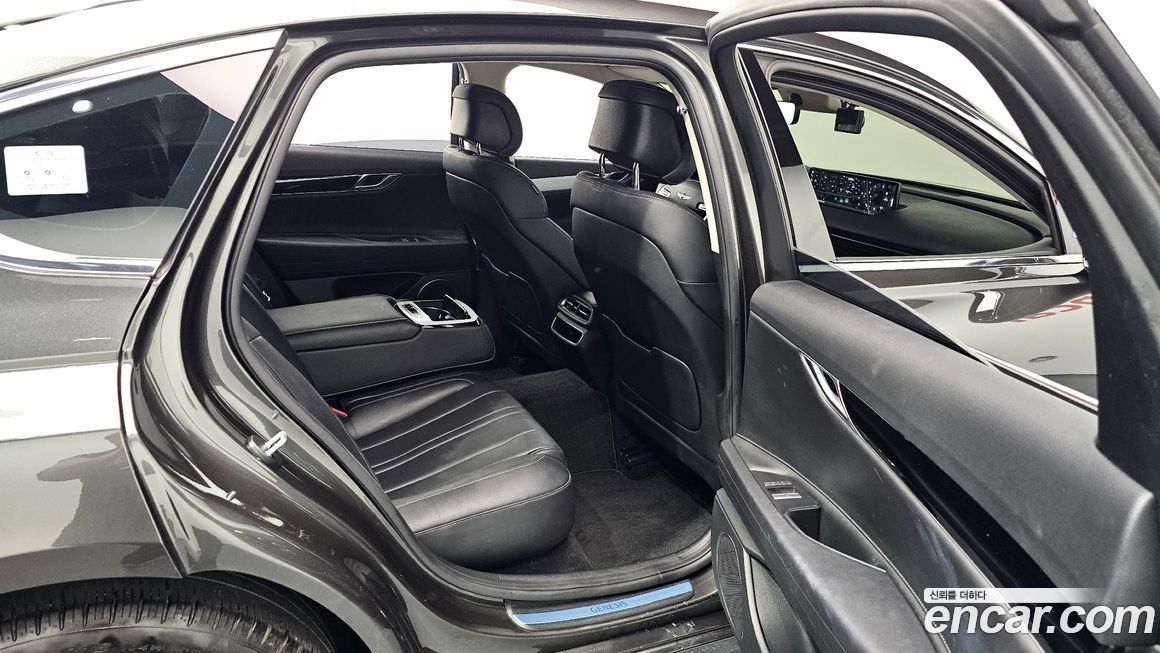 Genesis G80 2023
