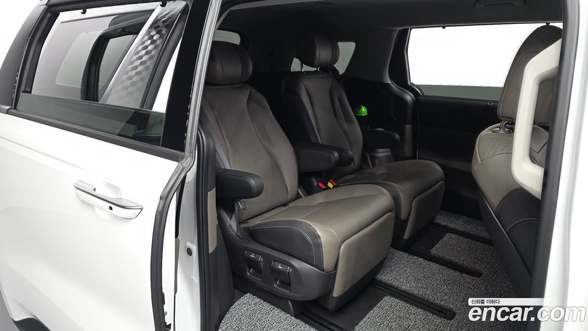 Kia Canival 2025