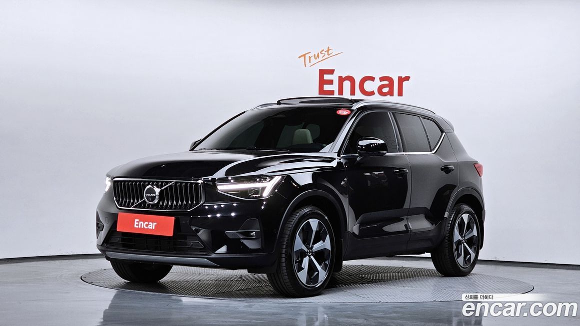 Volvo XC40 2024