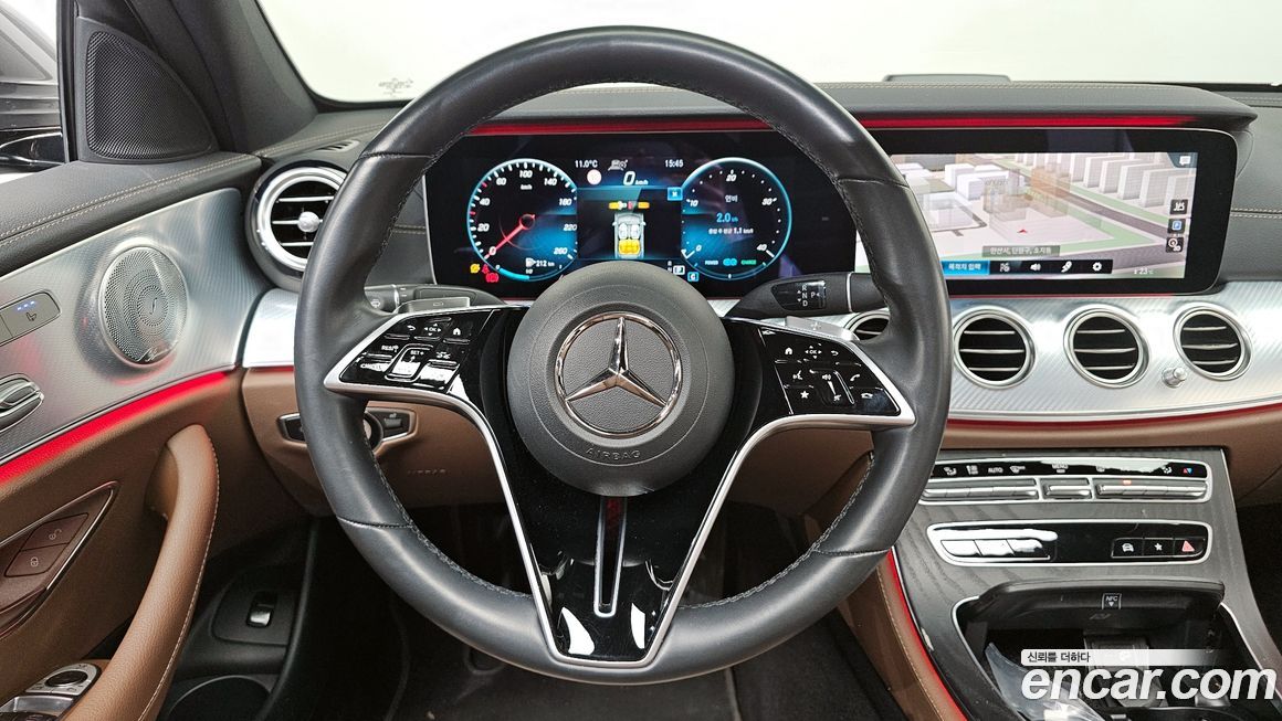 Mercedes-Benz E-Class 2021