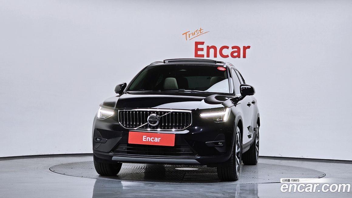 Volvo XC40 2024