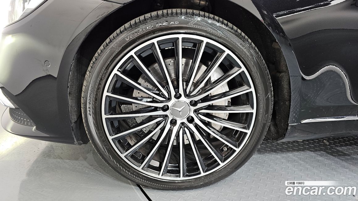 Mercedes-Benz S-Class 2018