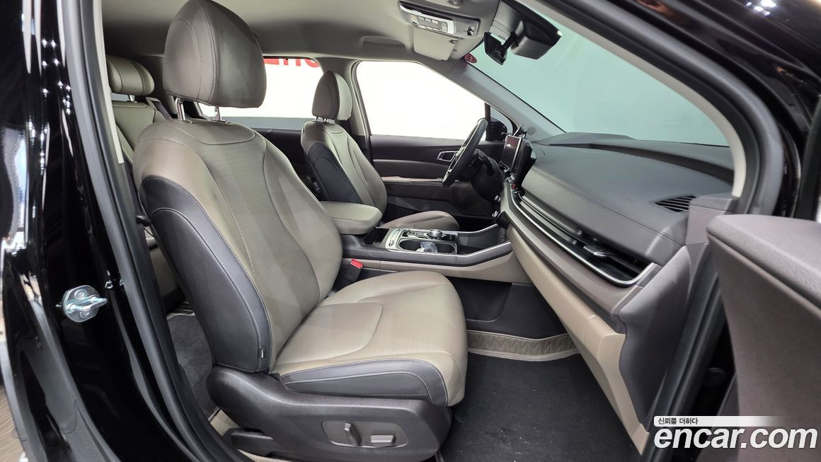 Kia Canival 2025