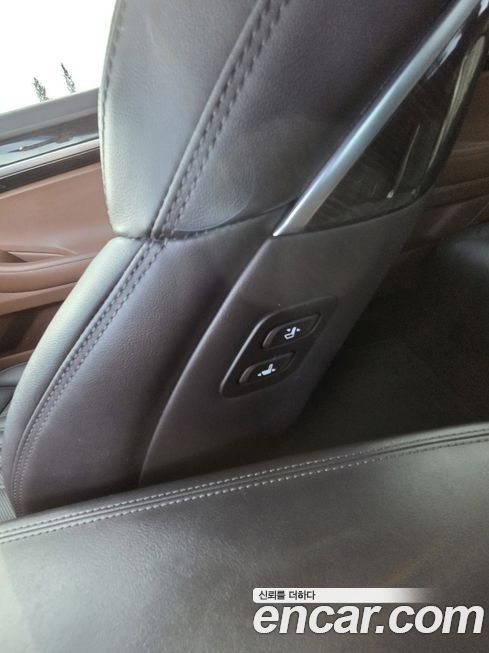 Genesis G90 2020
