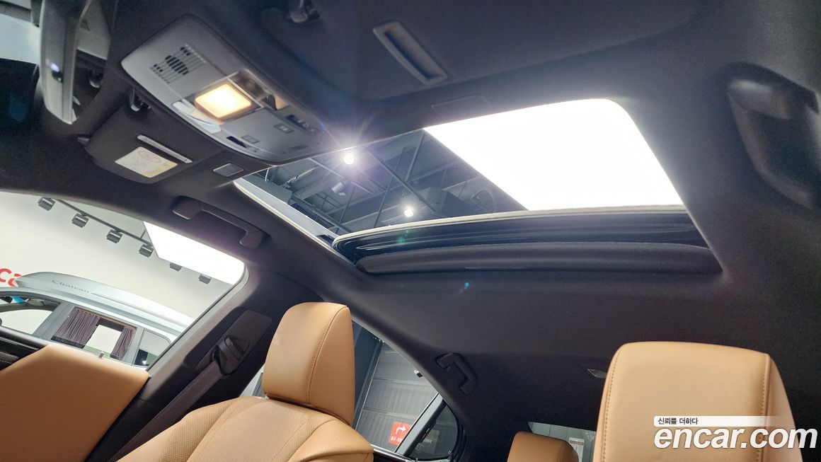 Lexus ES 2021