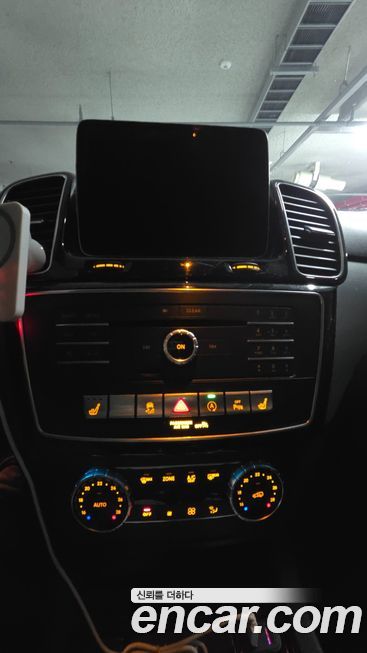 Mercedes-Benz GLE-Class 2018