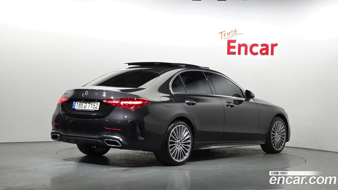 Mercedes-Benz C-Class 2022
