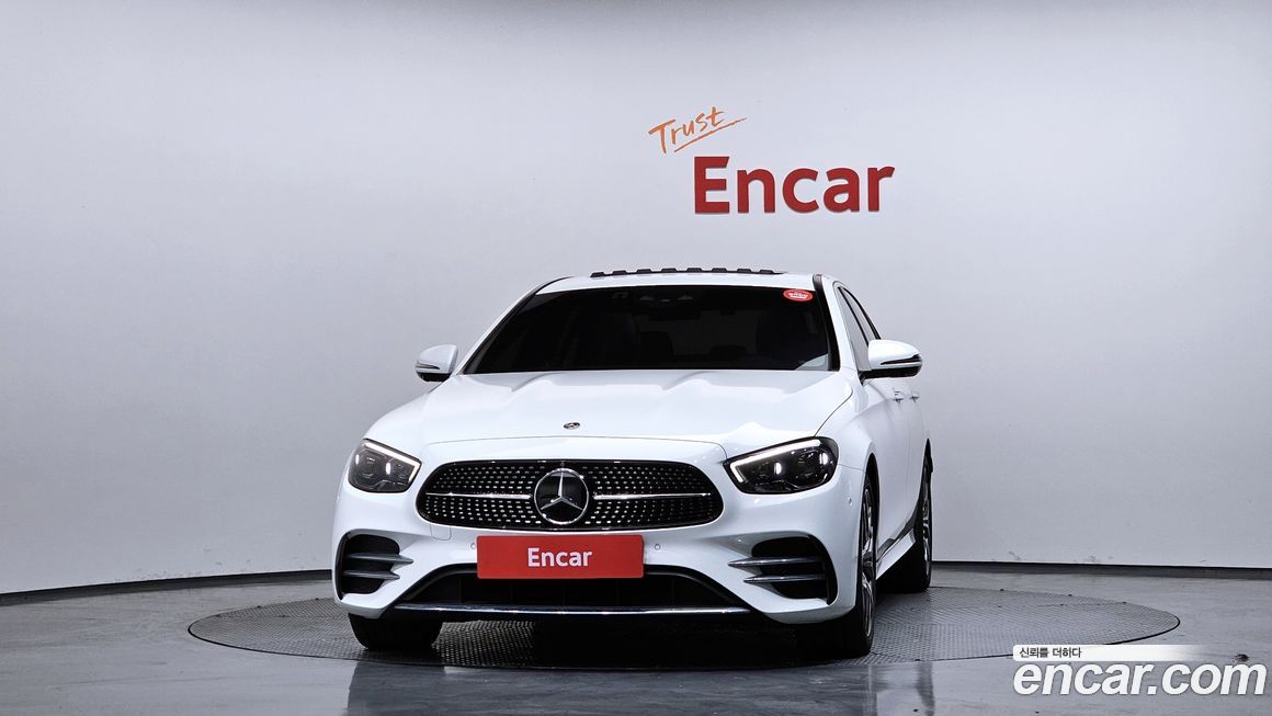 Mercedes-Benz E-Class 2023