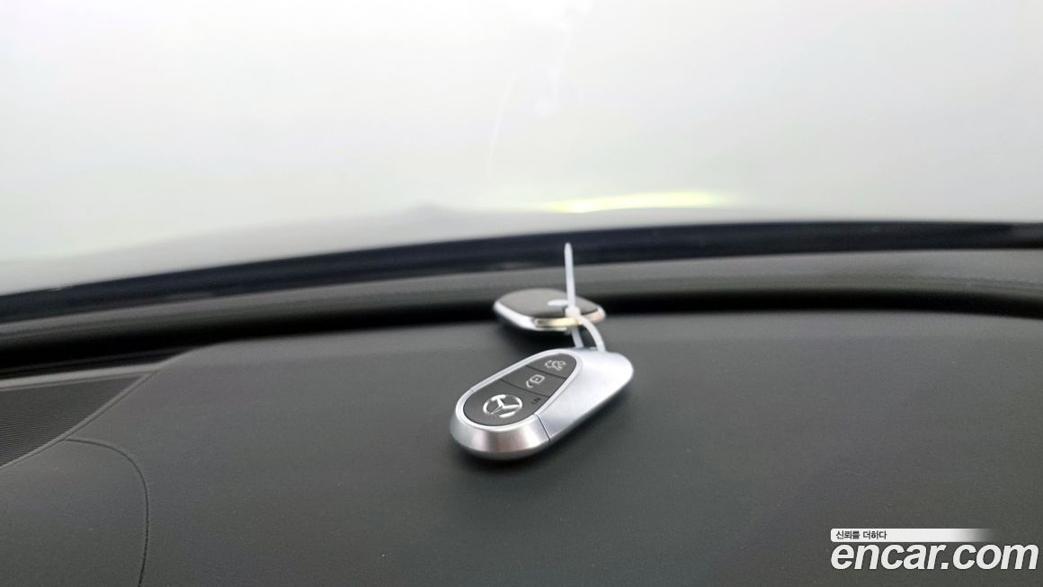 Mercedes-Benz C-Class 2022