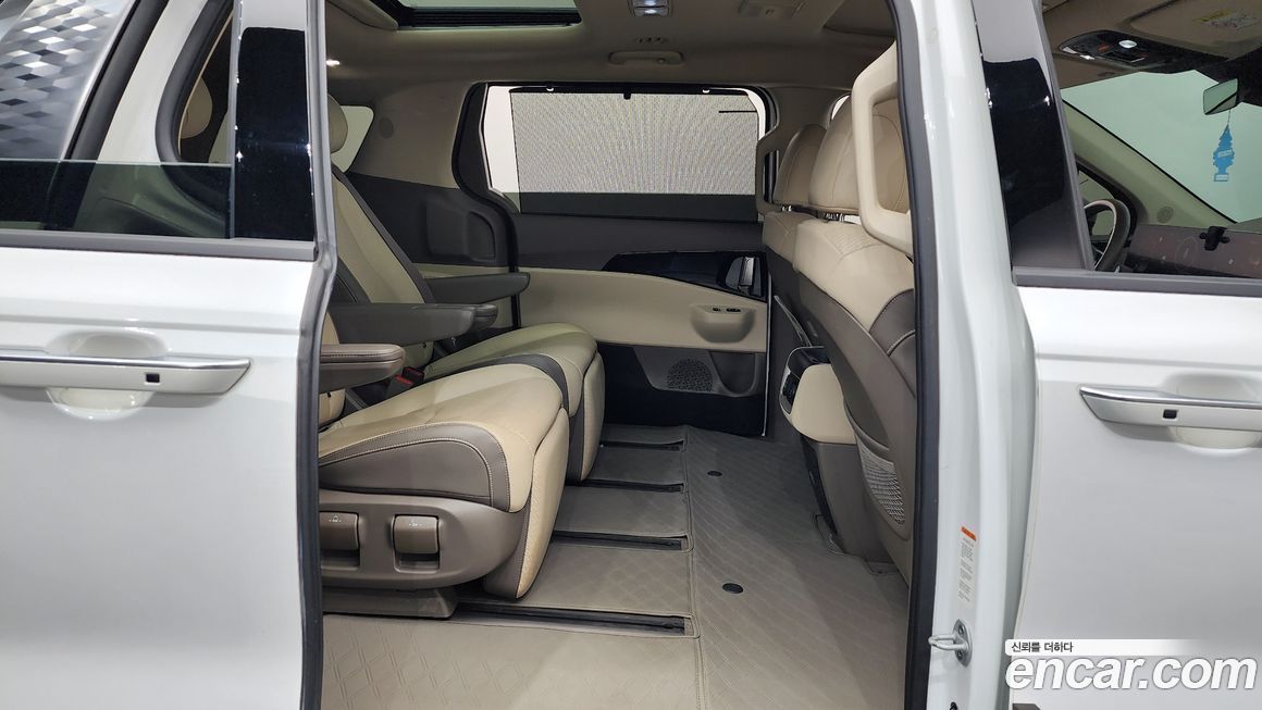Kia Canival 2024