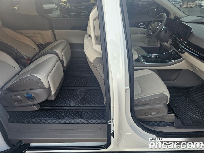 Kia Canival 2024