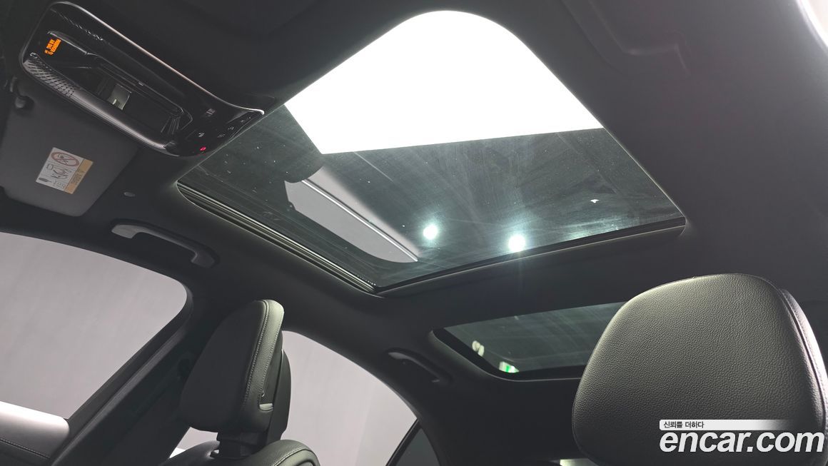 Mercedes-Benz C-Class 2022