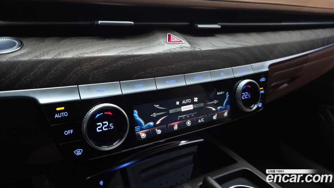 Genesis G80 2023