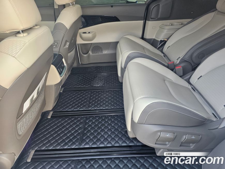 Kia Canival 2024