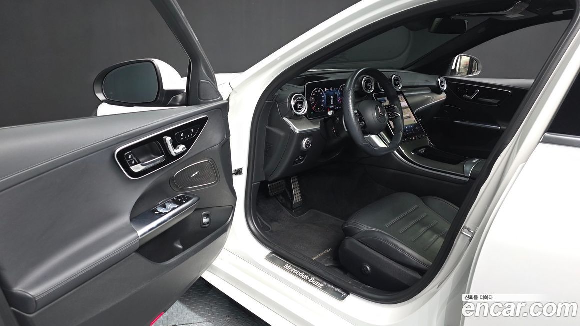 Mercedes-Benz C-Class 2022