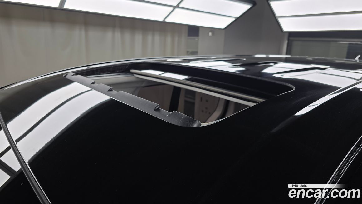 Hyundai Staria 2025