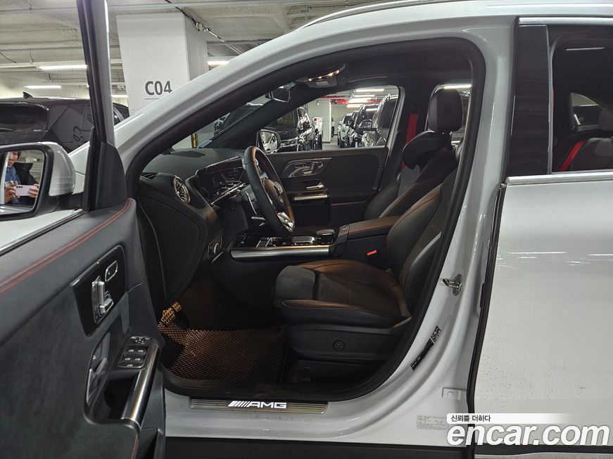 Mercedes-Benz GLA-Class 2023