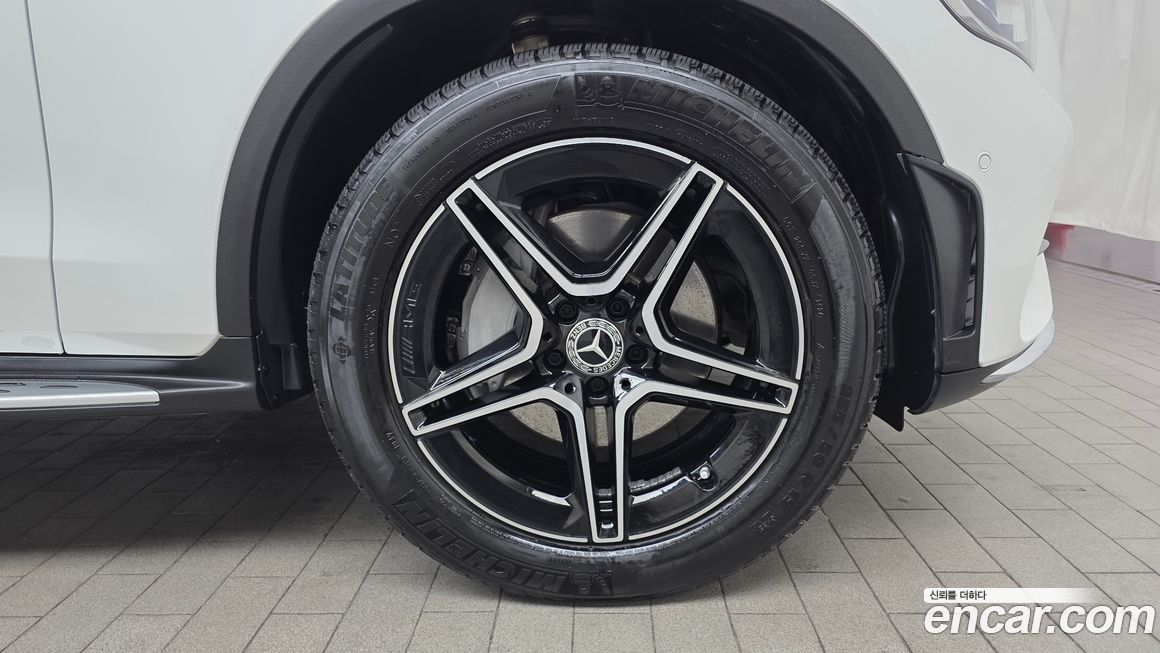 Mercedes-Benz GLC-Class 2022